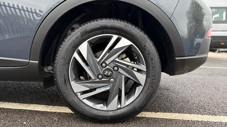 Hyundai BAYON 1.0 TGDi 48V MHEV SE Connect 5dr Petrol Hatchback
